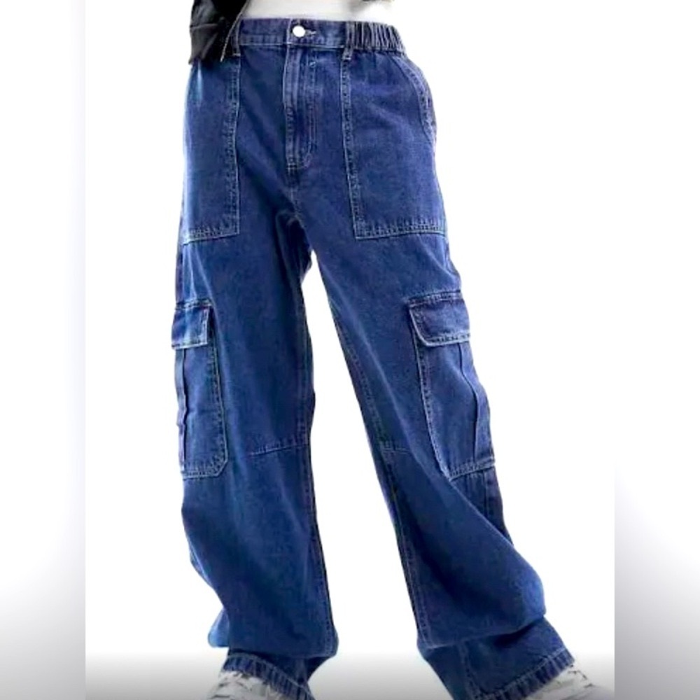 NWOT ASOS DESIGN cargo jeans Size 32